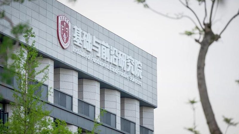 汽车连接器：连接汽车电子世界的桥梁