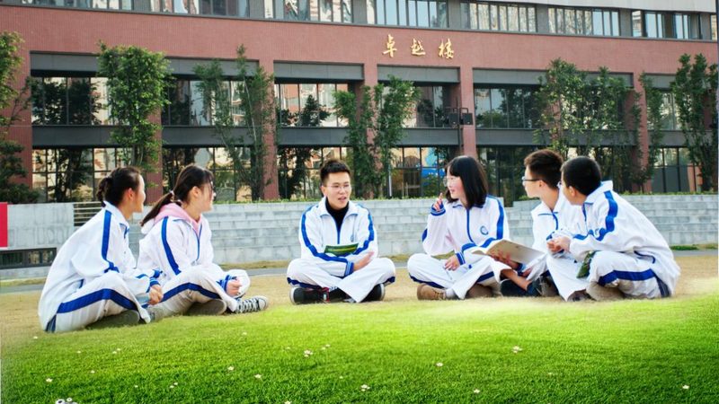 成都电子加工代加工公司：揭秘电子制造产业链的关键环节